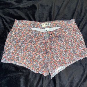 Printed Low Cut Shorts